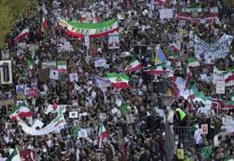Акции солидарности с протестующими иранцами