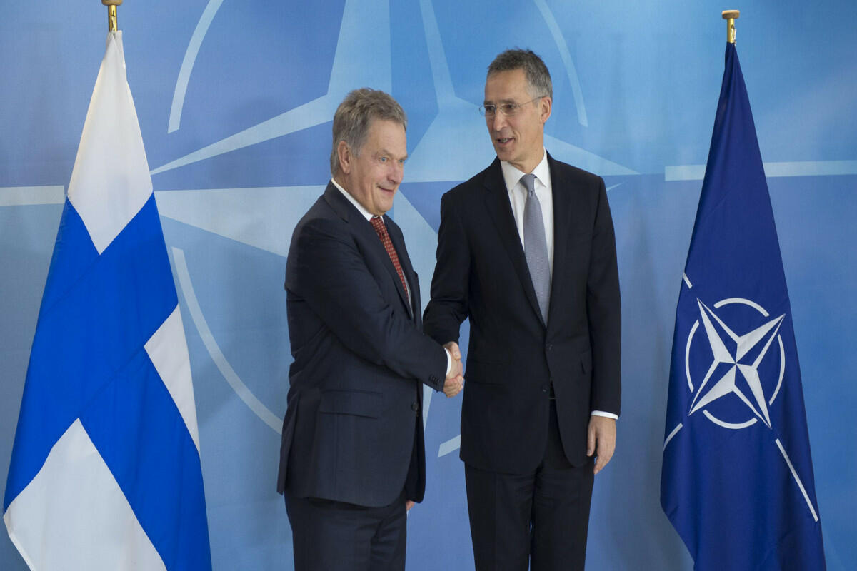 Ниинистё и Столтенберг обсудили ратификацию членства Финляндии в НАТО