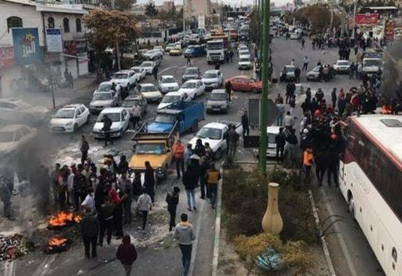Иранские каратели жестоко расправляются с протестующими