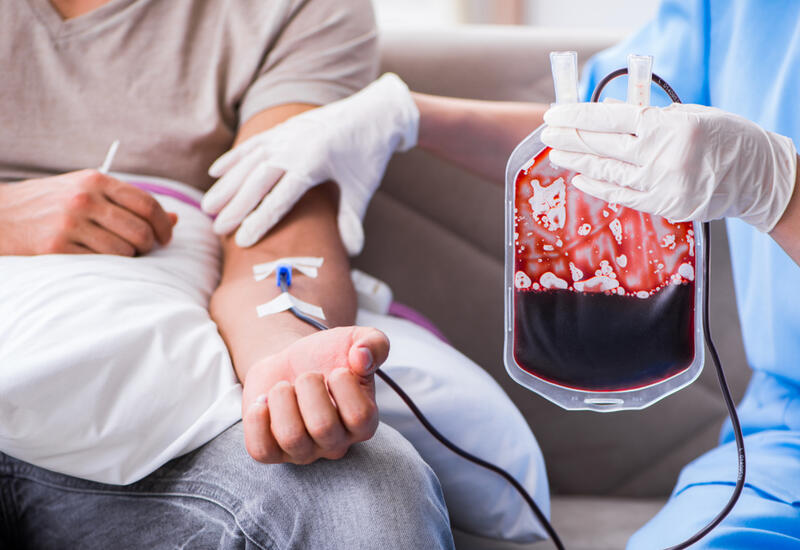 Ученые впервые перелили пациентам искусственно выращенные клетки крови