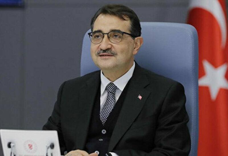 В Баку едет министр энергетики и природных ресурсов Турции