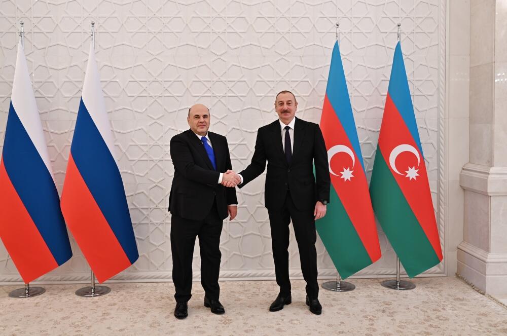 Состоялась встреча Президента Азербайджана Ильхама Алиева с председателем Правительства России в расширенном составе