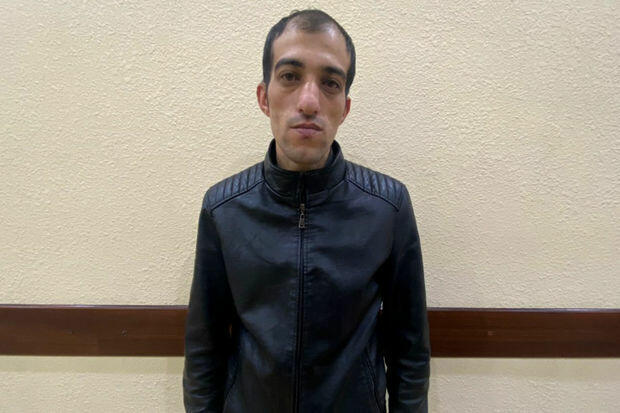 В Баку задержан подозреваемый в изготовлении поддельного спиртного