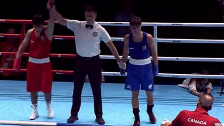 Азербайджанский боксер одержал еще одну победу на чемпионате мира