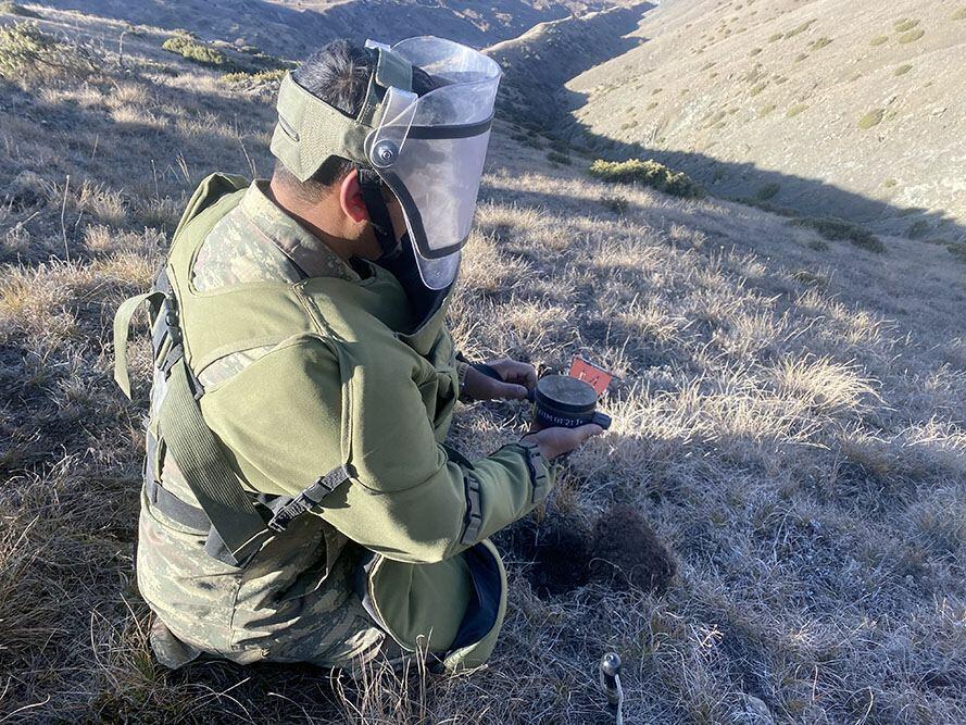 Турецкие и российские военные осмотрели армянские мины