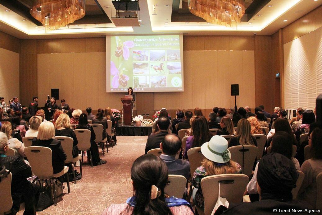 В Баку прошла научно-практическая конференция "Флора и фауна Карабаха"