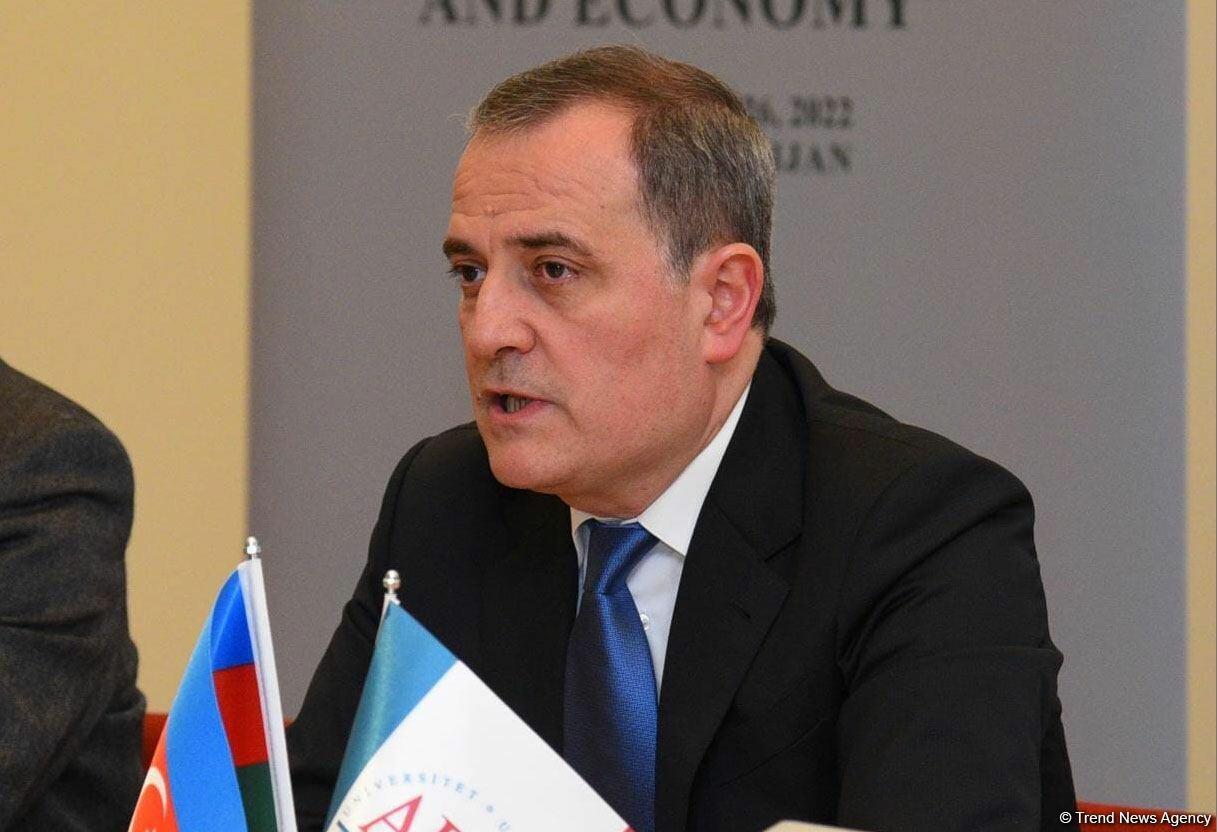 Азербайджан поддерживает мирное урегулирование палестино-израильского конфликта