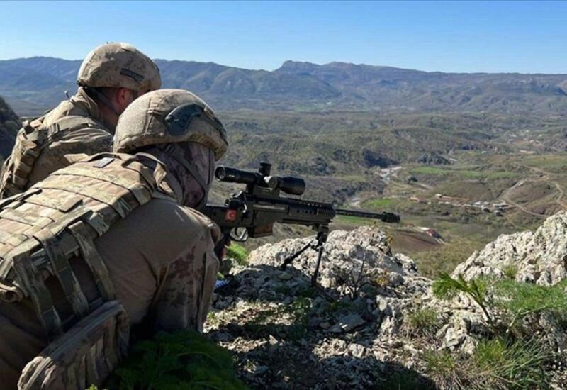 Двое турецких военнослужащих погибли в зоне операции Pençe-Kilit