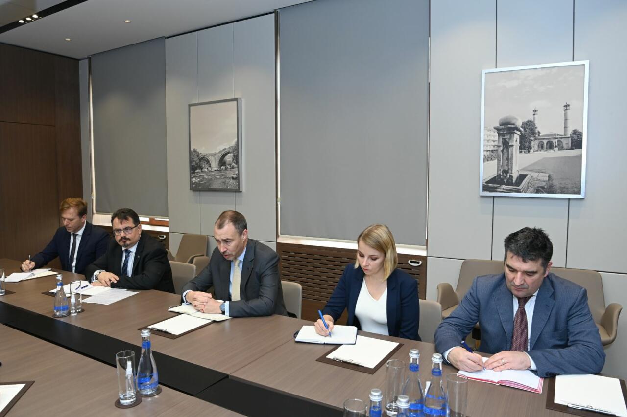 Джейхун Байрамов и Тойво Клаар обсудили нормализацию отношений между Азербайджаном и Арменией
