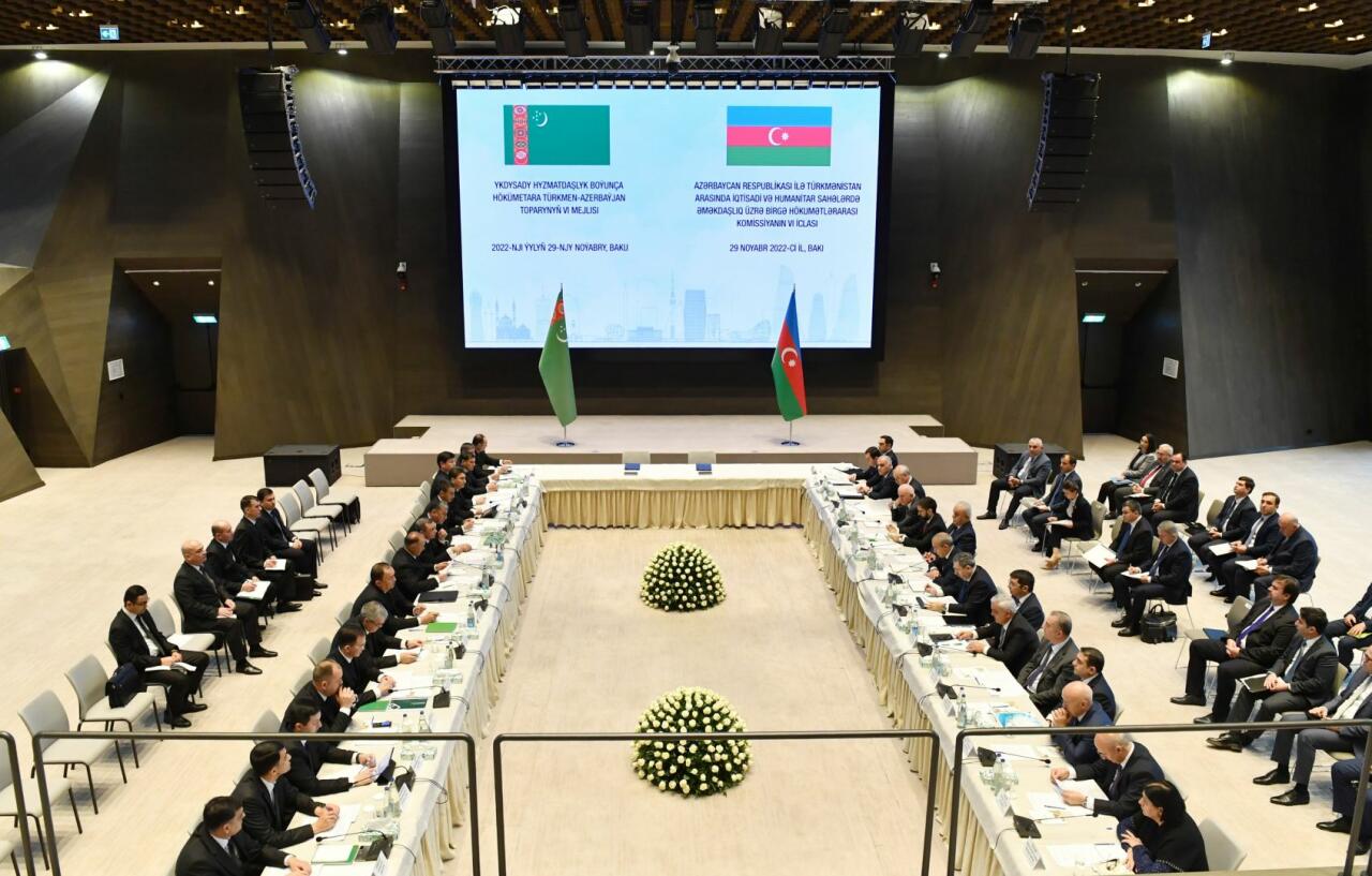 Баку и Ашхабад обсудили расширение сотрудничества в ряде сфер