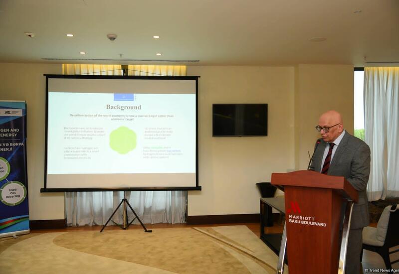 В Баку прошел форум на тему "Зеленый водород и возобновляемая энергия", организованный Caspian Hydrogen Development Group