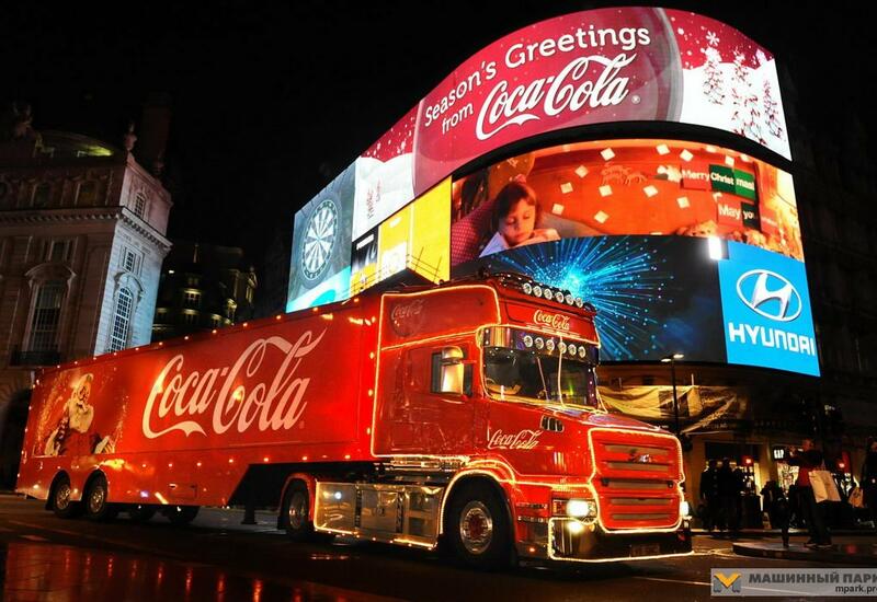 Фирменный грузовик Coca-Cola загорелся на ходу в Бухаресте