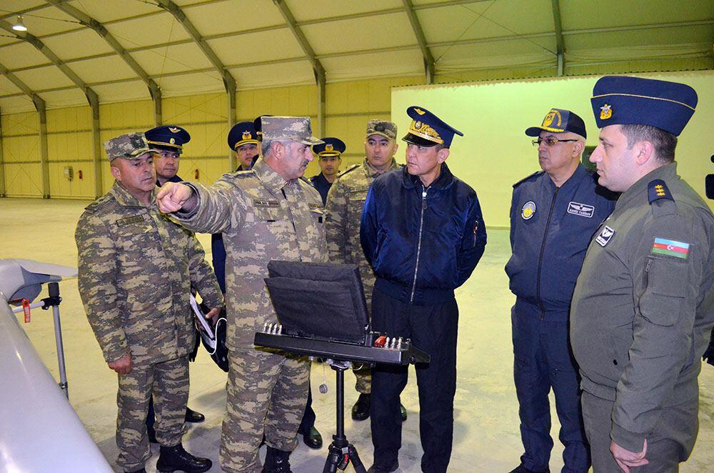 Замминистра обороны Узбекистана посетил воинскую часть ВВС Азербайджана