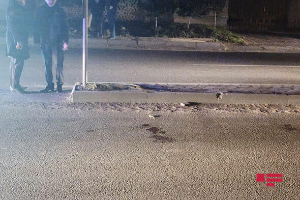 В Хырдалане автомобиль сбил пешехода и сбежал