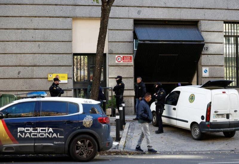 Посольства США и Украины атакованы бомбами в Испании