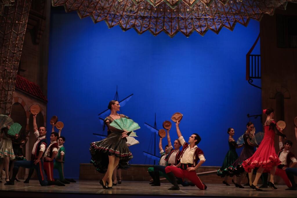Ведущие солисты Киевской и Литовской национальной оперы с блеском выступили в балете «Дон Кихот»