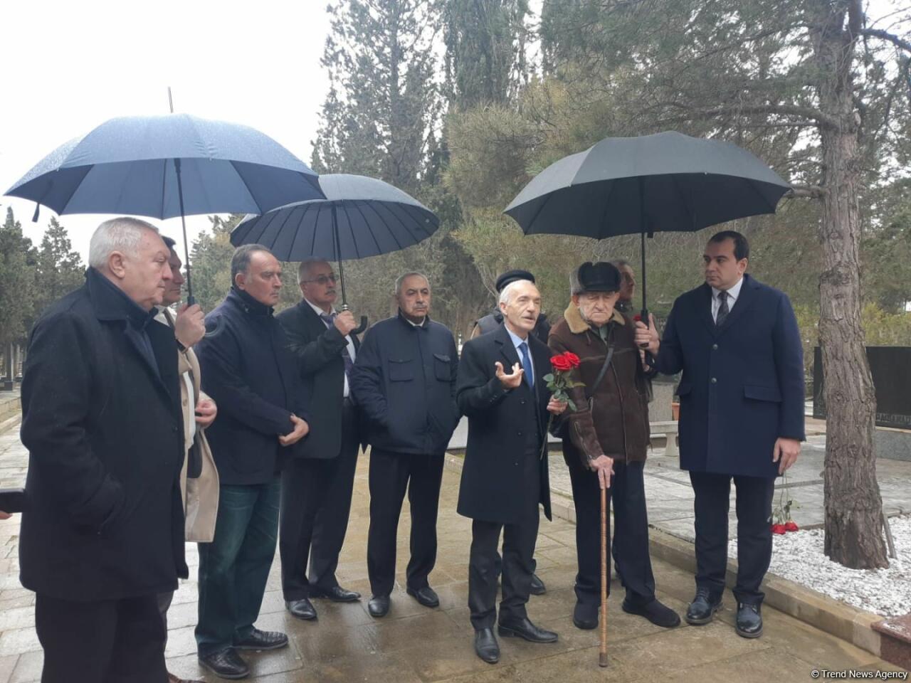 В Баку почтили память Ахмеда Бакиханова