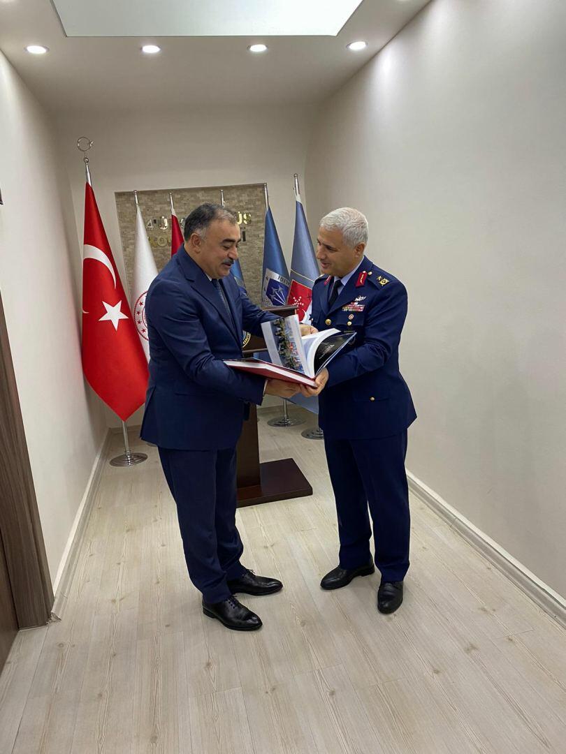 Посол Рашад Мамедов посетил первую беспилотную авиабазу ВВС Турции