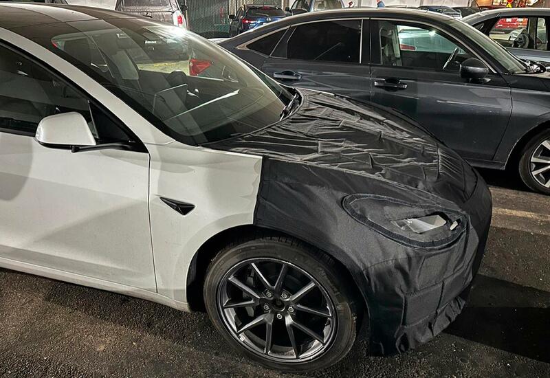Tesla начала тестировать обновленный электроседан Model 3