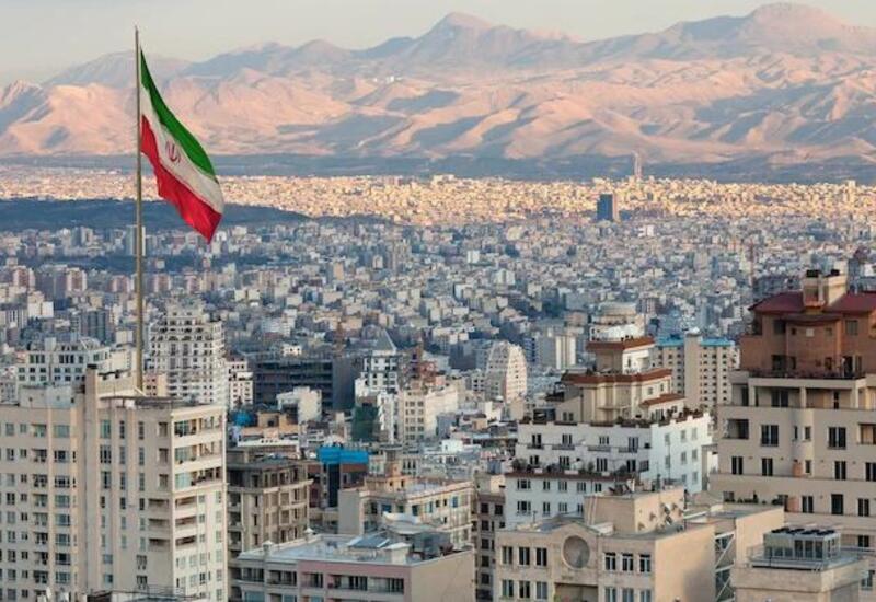 Tehranın İrəvanı silahlandırmasının pərdəarxası
