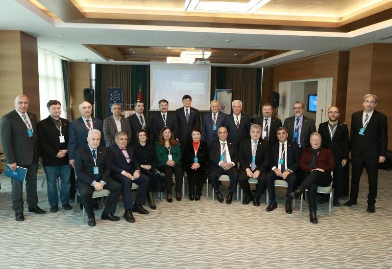 В Стамбуле состоялась встреча азербайджанских деятелей науки мира