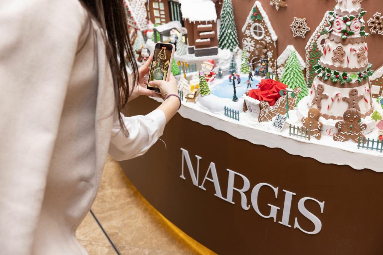 Состоялось официальное открытие NARGIS CITY - инсталляция c более 100 кг пряничного теста