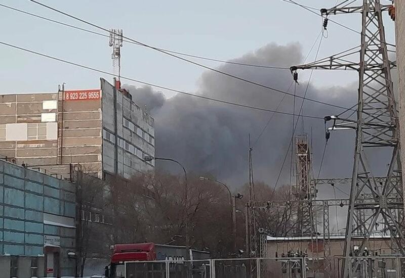 Крупный пожар в складских помещениях в Новосибирске