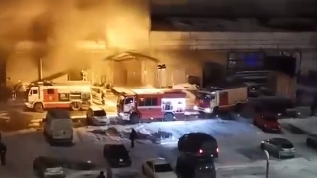 Пожар в крупном бизнес-центре в Санкт-Петербурге