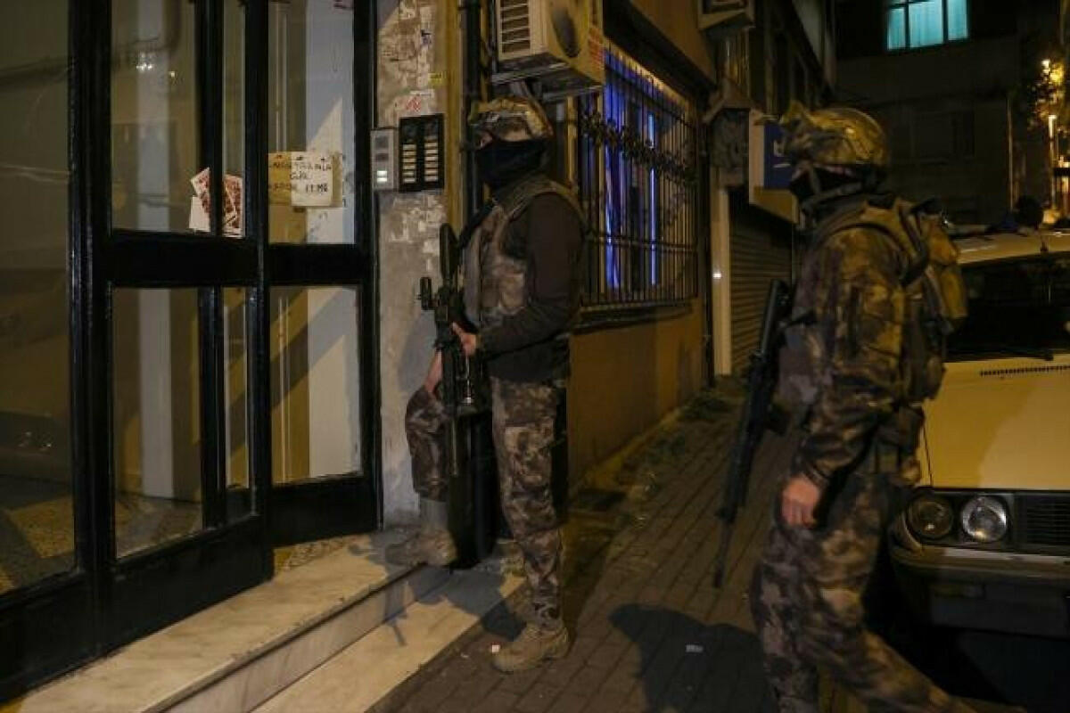В Стамбуле задержаны члены ИГ, планировавшие теракт в новогоднюю ночь
