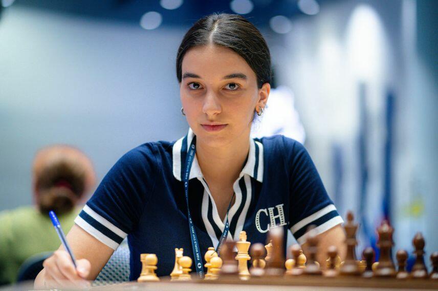 Азербайджанская шахматистка выиграла международный турнир в Китае