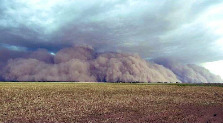 Пыльная буря обрушилась на  Аргентину
