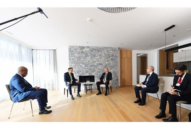 Президент Ильхам Алиев обсудил в Давосе вопросы расширения энергетических проектов Азербайджана с генеральным исполнительным директором Группы BP