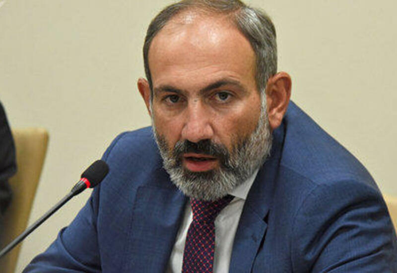 Пашинян создает в Армении иллюзию демократии