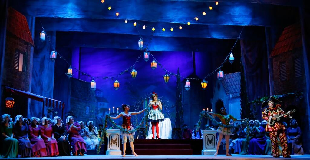 В Театре оперы и балета с ошеломляющим успехом был показан спектакль "Паяцы"