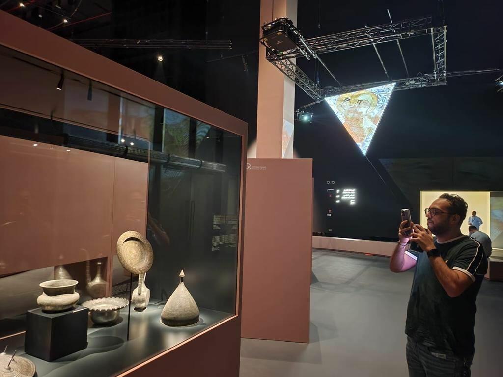 Исламское искусство Азербайджана вызвало большой интерес на биеннале в Саудовской Аравии