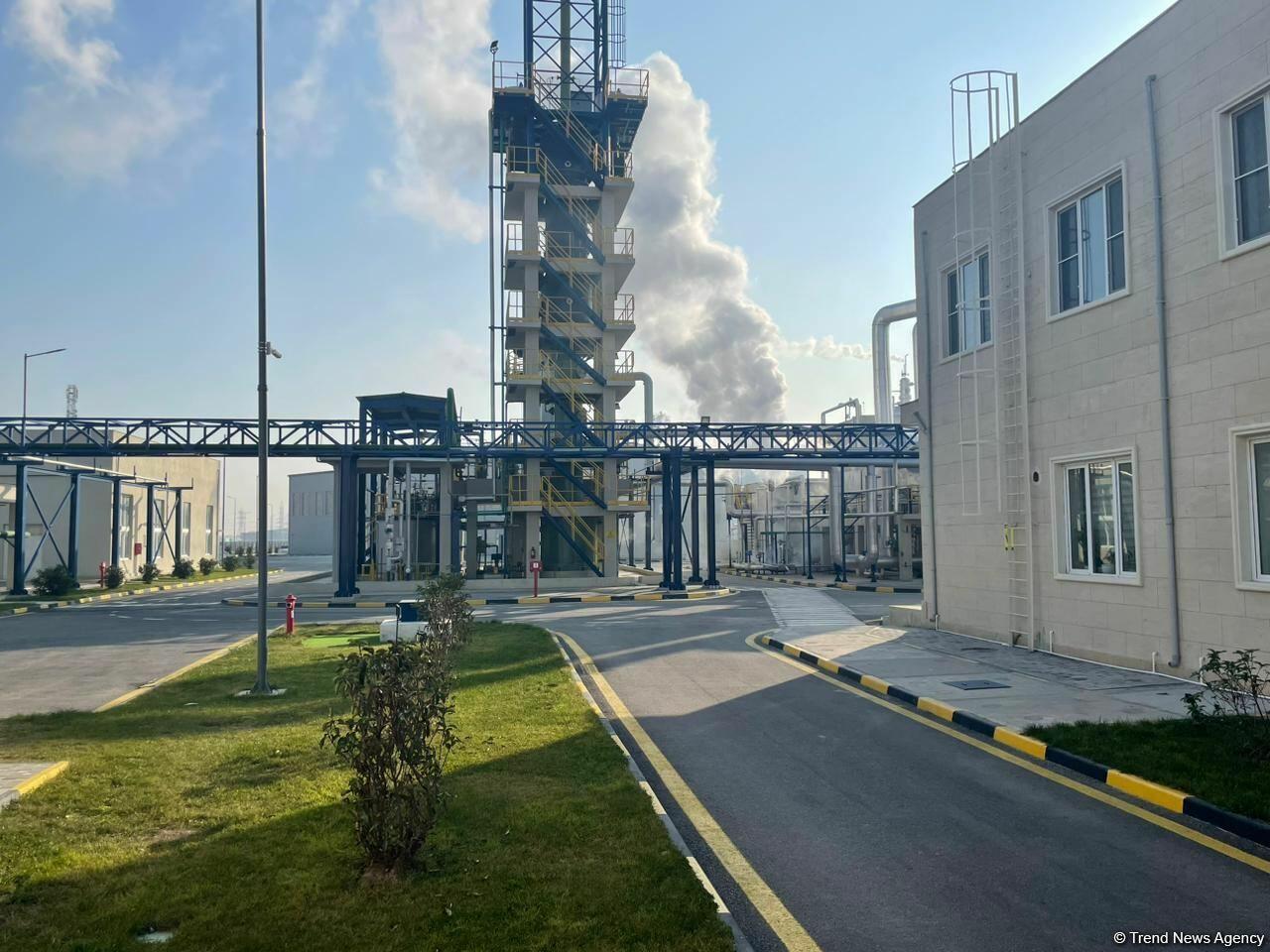 Азербайджан будет экспортировать серную кислоту в Грузию