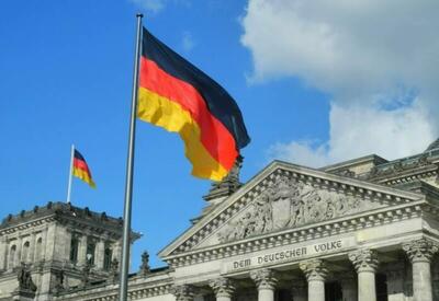 Немцы отходят от демократии к ультраправым взглядам