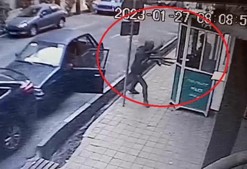 Террорист, нападавший на посольство Азербайджана, поздоровался с иранским полицейским?