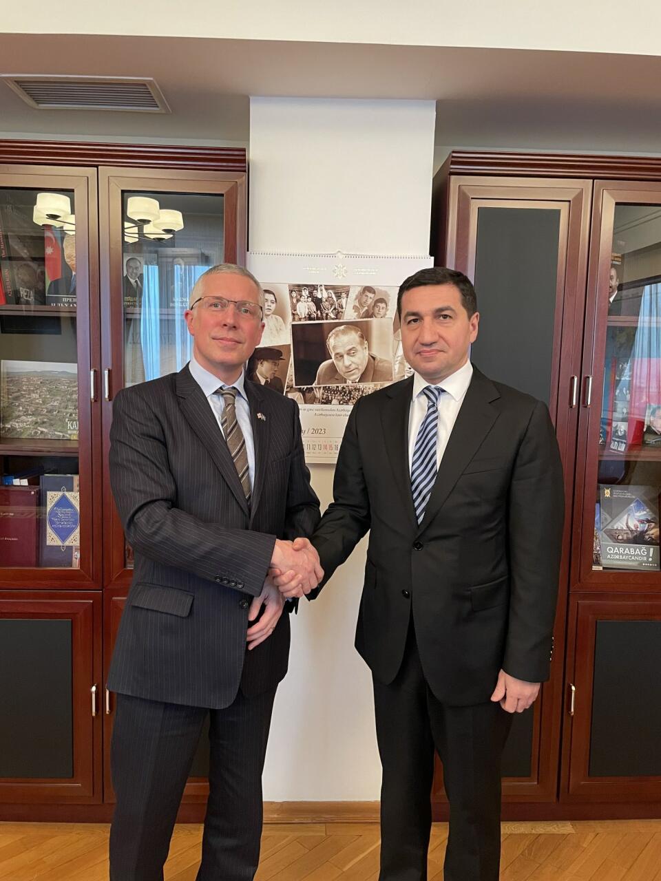 Посол Великобритании встретился с Хикметом Гаджиевым