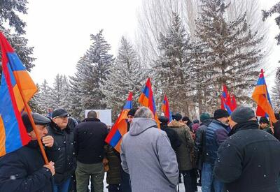 &quot;Россия - враг&quot;. В Армении прошел митинг за выход из ОДКБ - ФОТО