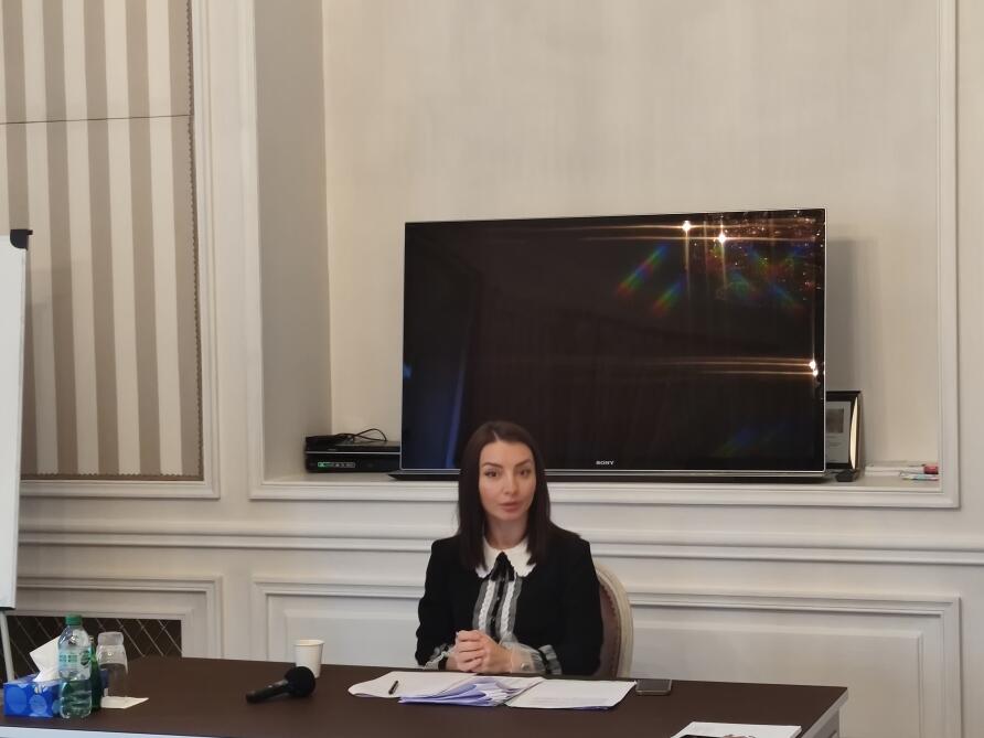 Лейла Абдуллаева провела в Париже пресс-конференцию для иностранных журналистов