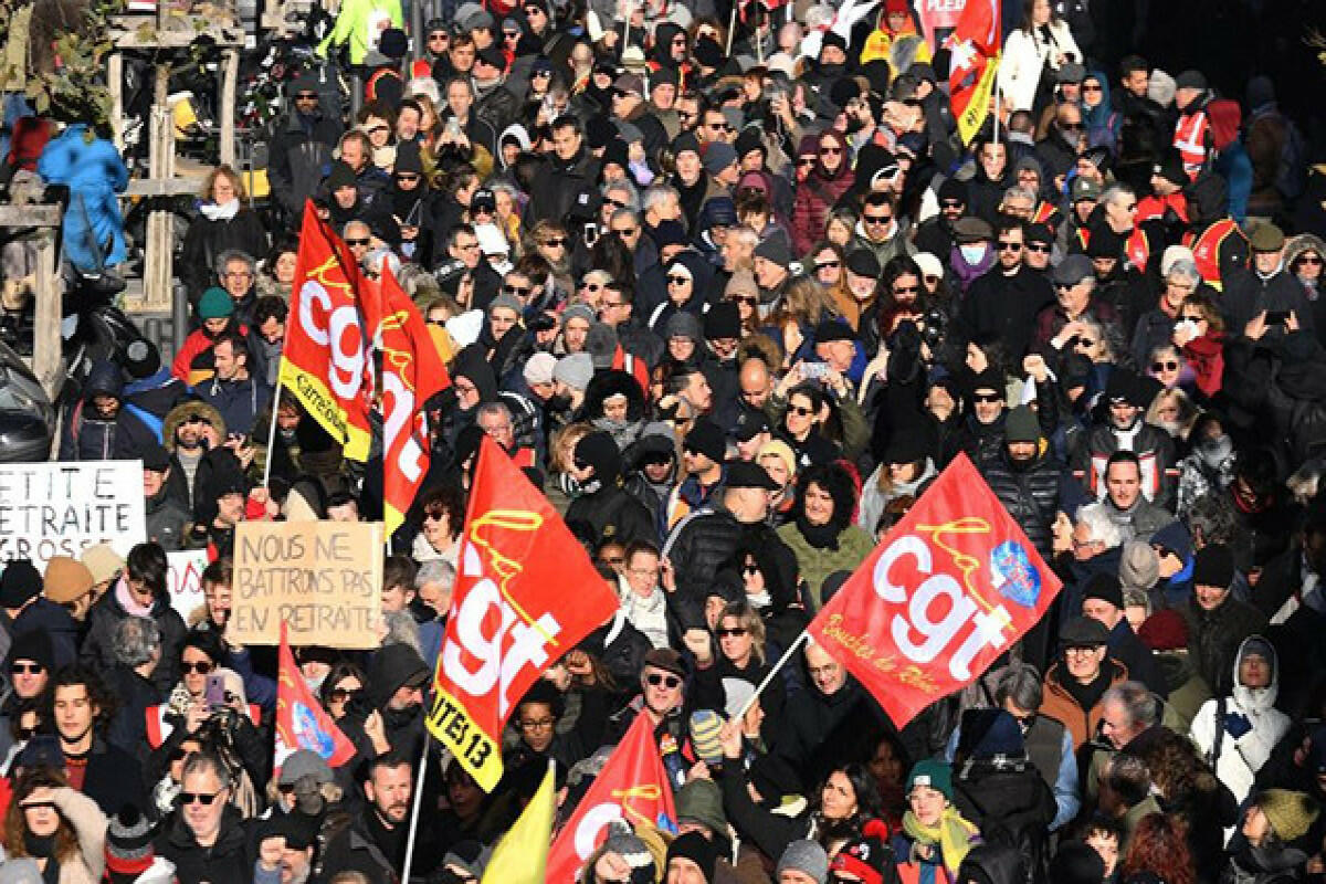 Во Франции растет масштаб массовых протестов