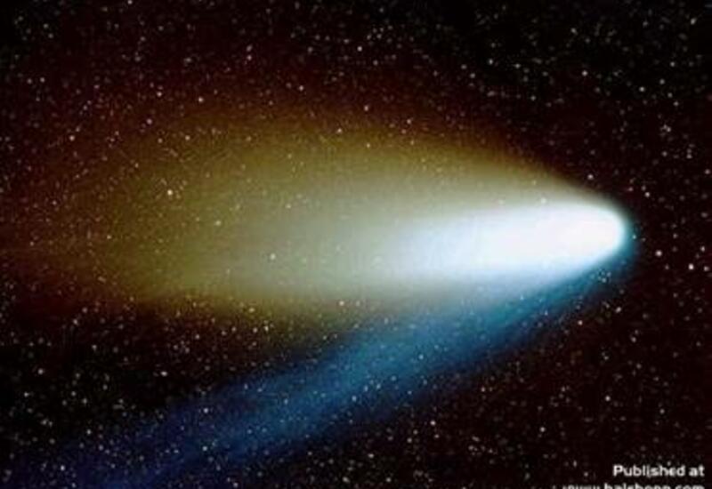 Астроном назвал особенности пролетающей над Землей яркой кометы