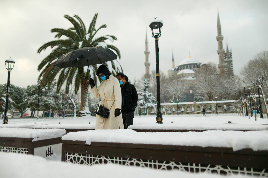 Сильнейший снегопад в Турции
