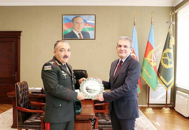 Замминистра обороны Азербайджана встретился с Генконсулом Турции в Гяндже