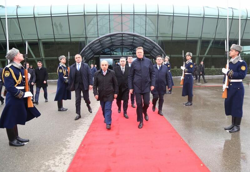 Завершился официальный визит Президента Румынии Клауса Йоханниса в Азербайджан
