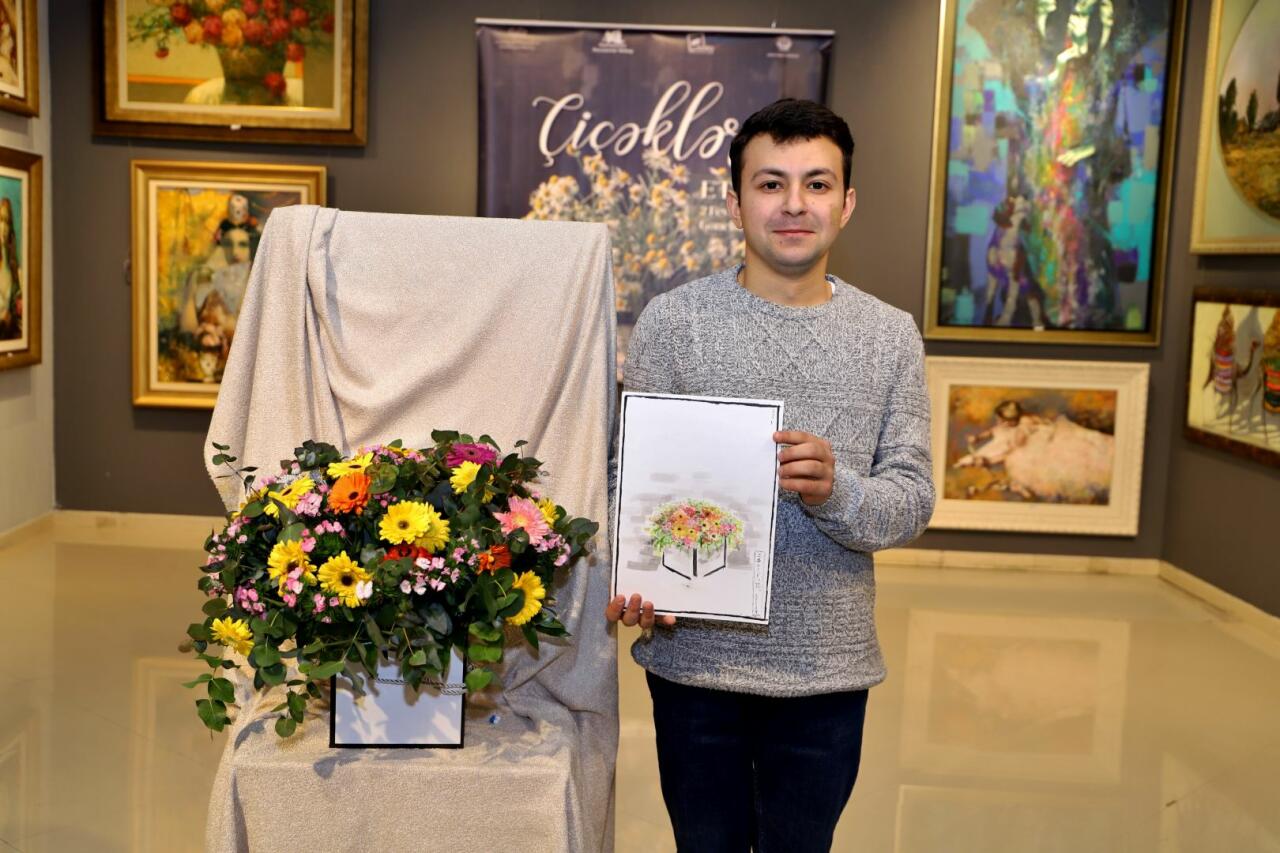 Цветы в этюдах молодых азербайджанских художников