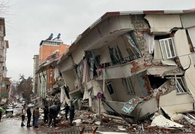 Число погибших в результате землетрясения в Турции достигло 2 379