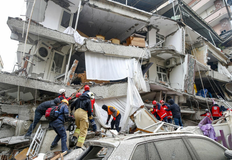 Число погибших при землетрясении в Турции достигло 3 381