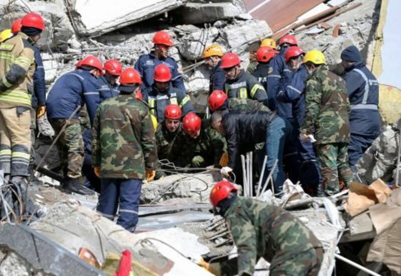Спасатели из Азербайджана приступили к поисково-спасательным работам